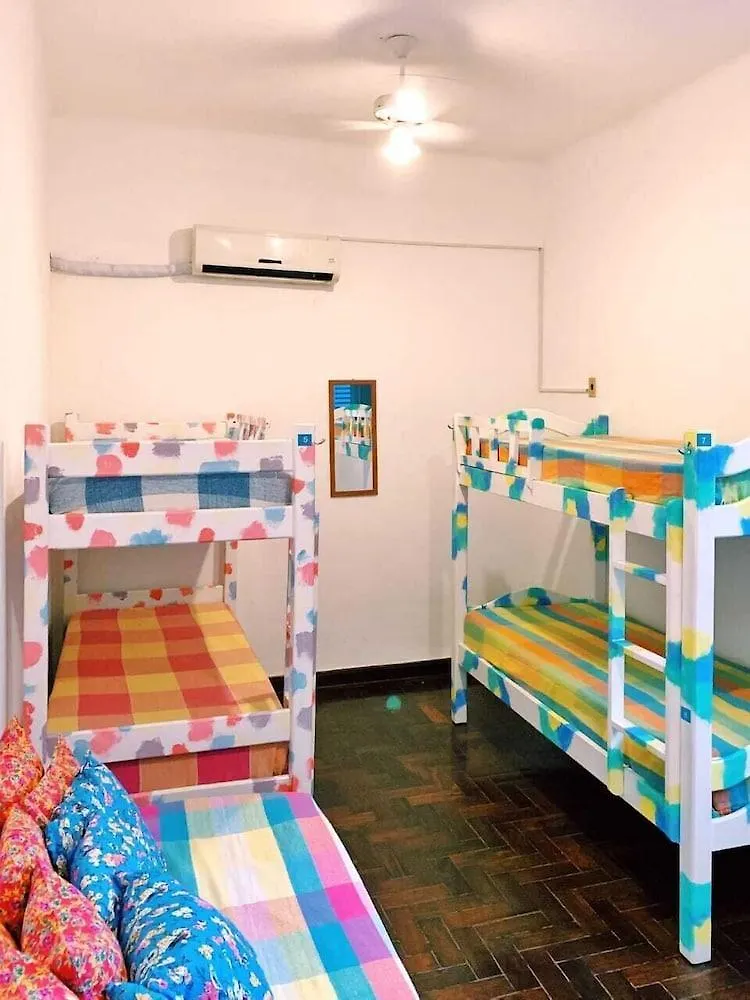 Zili Pernambuco Hostel & Coworking Recife Brasil